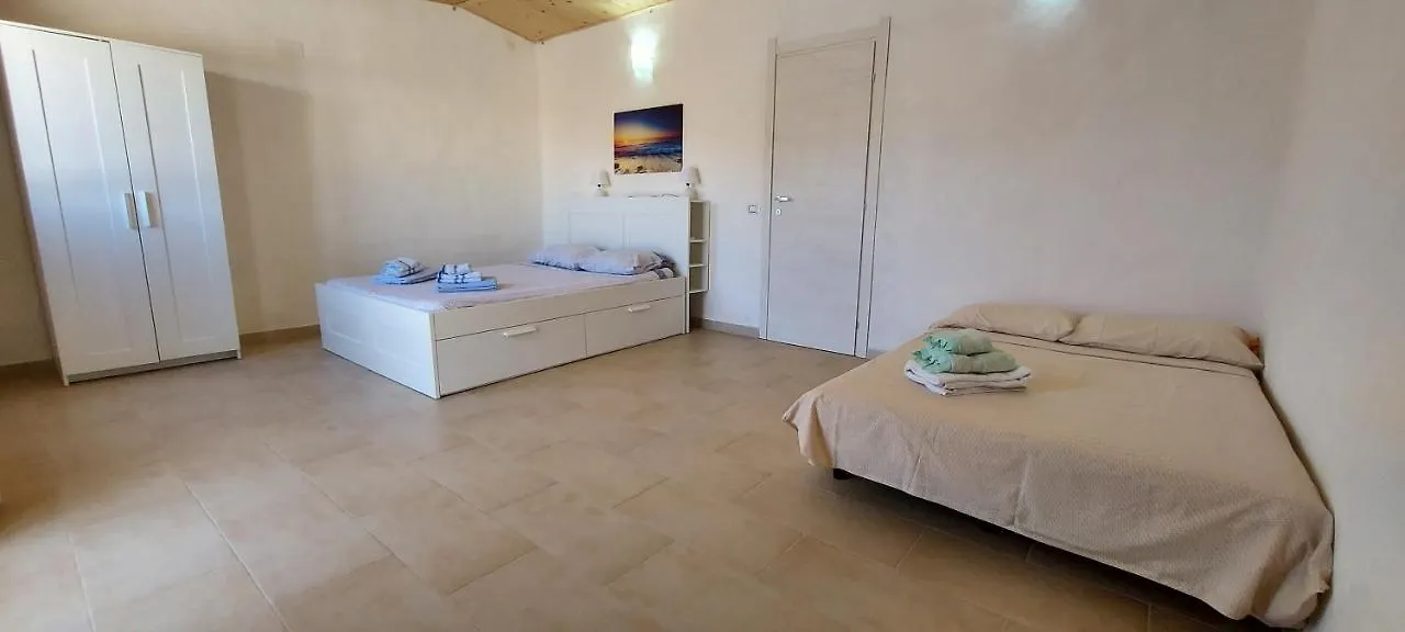 Apartment Ferienwohnung Casa Da Gino Calasetta Italien